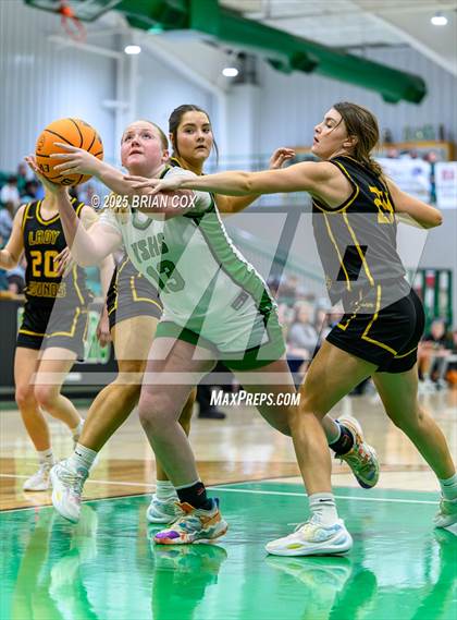 Thumbnail 3 in Salem @ Yellville-Summit photogallery.