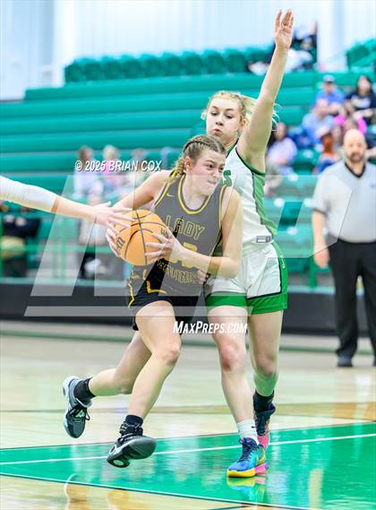Thumbnail 1 in Salem @ Yellville-Summit photogallery.