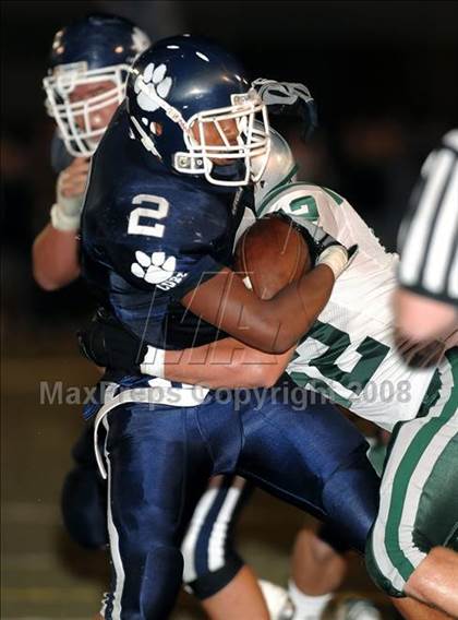 Thumbnail 2 in Loyola vs. De La Salle photogallery.
