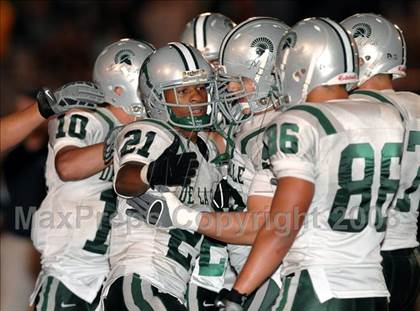 Thumbnail 3 in Loyola vs. De La Salle photogallery.