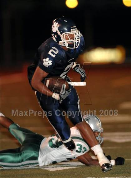Thumbnail 2 in Loyola vs. De La Salle photogallery.