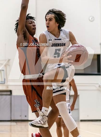Thumbnail 3 in Madison vs Johnson photogallery.