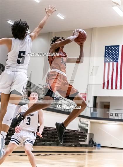 Thumbnail 3 in Madison vs Johnson photogallery.