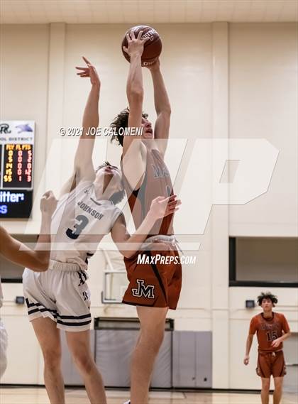 Thumbnail 3 in Madison vs Johnson photogallery.