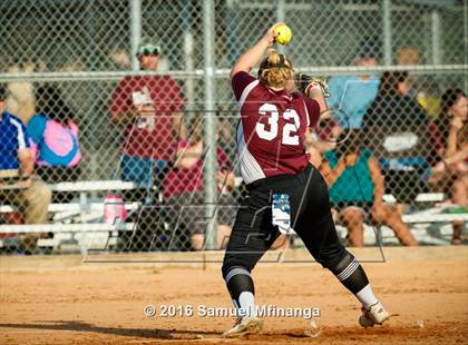 Thumbnail 2 in Columbus @ Lincoln Northeast photogallery.