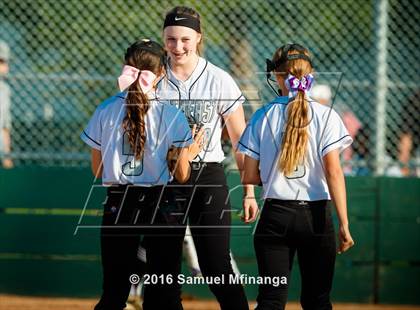 Thumbnail 3 in Columbus @ Lincoln Northeast photogallery.