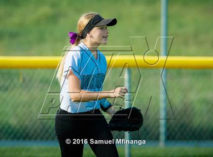 Thumbnail 2 in Columbus @ Lincoln Northeast photogallery.