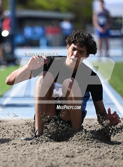 Thumbnail 1 in BYU Invitational photogallery.