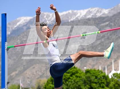 Thumbnail 2 in BYU Invitational photogallery.