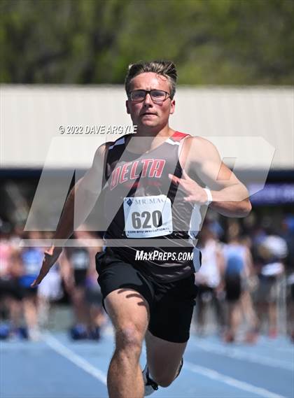 Thumbnail 2 in BYU Invitational photogallery.