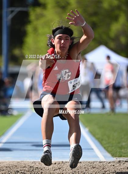 Thumbnail 1 in BYU Invitational photogallery.