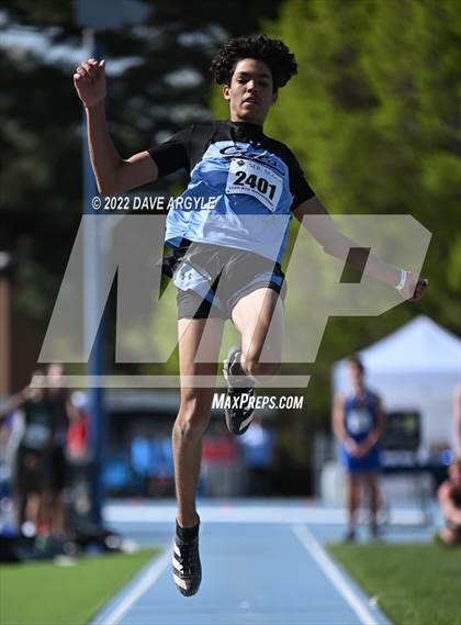 Thumbnail 2 in BYU Invitational photogallery.