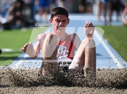 Thumbnail 2 in BYU Invitational photogallery.