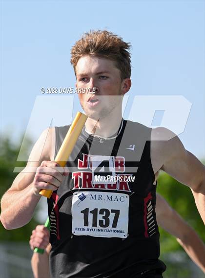 Thumbnail 3 in BYU Invitational photogallery.