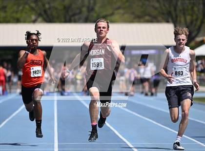 Thumbnail 3 in BYU Invitational photogallery.