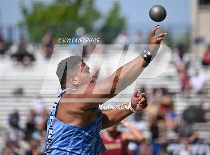 Thumbnail 1 in BYU Invitational photogallery.