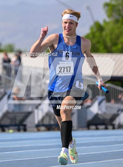 Thumbnail 1 in BYU Invitational photogallery.