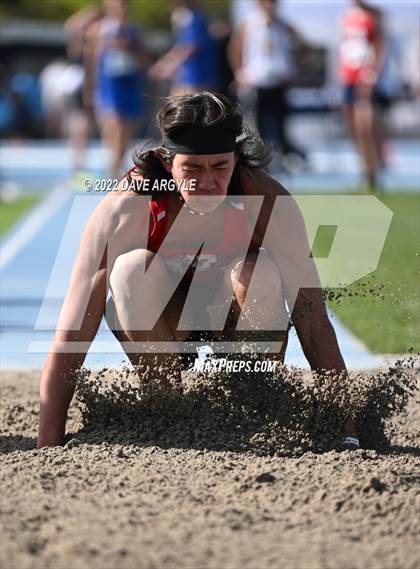 Thumbnail 2 in BYU Invitational photogallery.