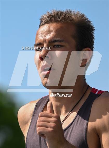 Thumbnail 2 in BYU Invitational photogallery.