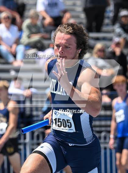 Thumbnail 3 in BYU Invitational photogallery.