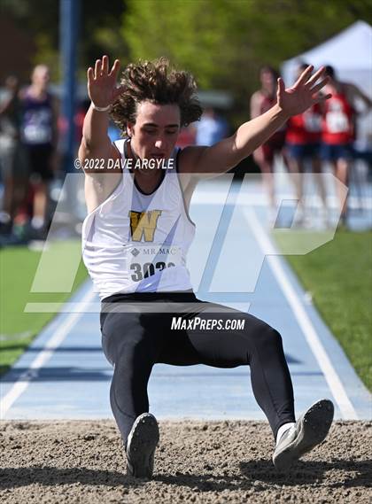 Thumbnail 3 in BYU Invitational photogallery.