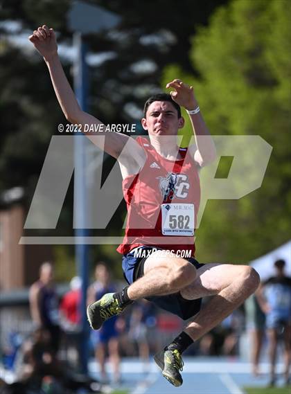 Thumbnail 2 in BYU Invitational photogallery.