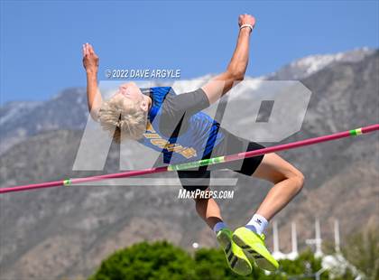 Thumbnail 3 in BYU Invitational photogallery.