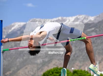 Thumbnail 3 in BYU Invitational photogallery.