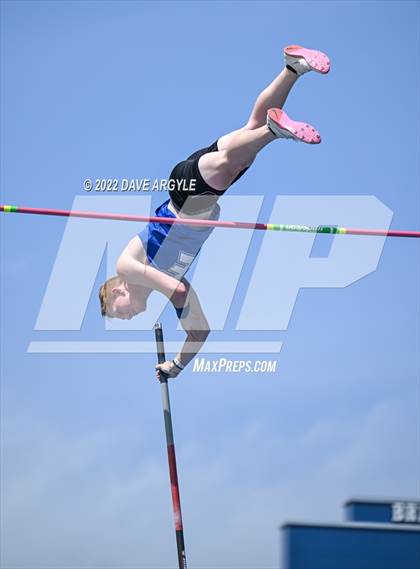 Thumbnail 2 in BYU Invitational photogallery.