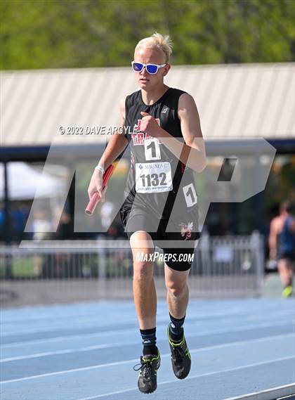 Thumbnail 3 in BYU Invitational photogallery.