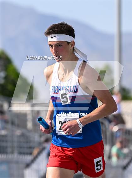 Thumbnail 2 in BYU Invitational photogallery.