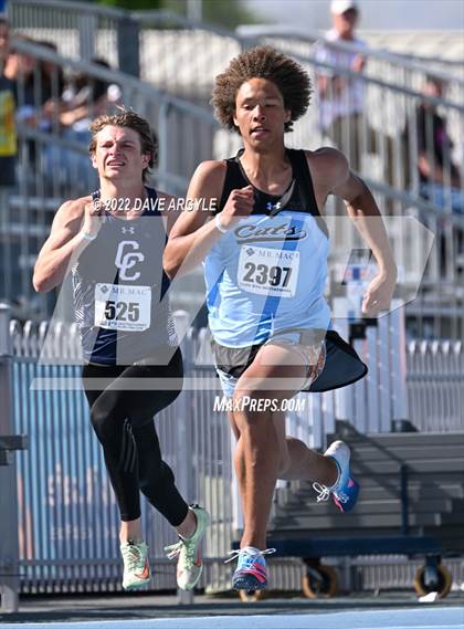 Thumbnail 1 in BYU Invitational photogallery.