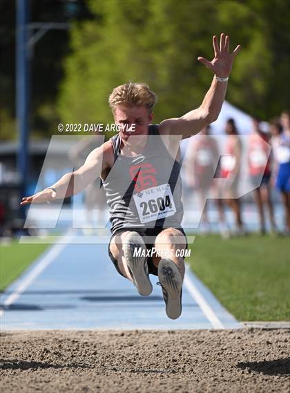 Thumbnail 1 in BYU Invitational photogallery.