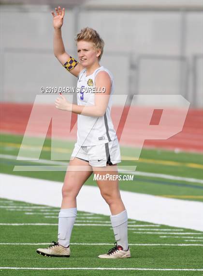 Thumbnail 3 in Queen Creek vs Chandler (Coyote Classic Tournament) photogallery.
