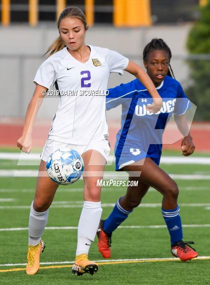 Thumbnail 1 in Queen Creek vs Chandler (Coyote Classic Tournament) photogallery.