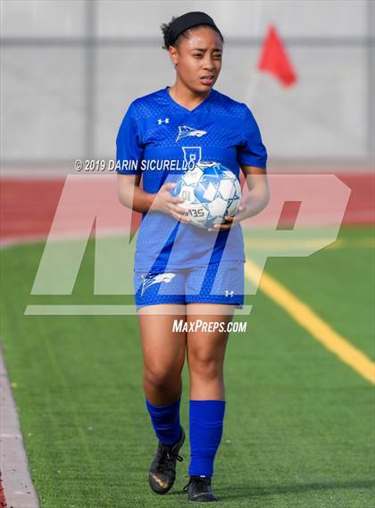 Thumbnail 2 in Queen Creek vs Chandler (Coyote Classic Tournament) photogallery.