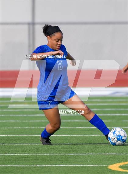 Thumbnail 1 in Queen Creek vs Chandler (Coyote Classic Tournament) photogallery.