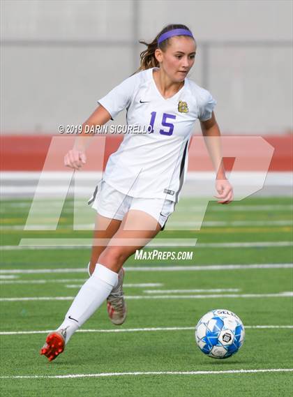 Thumbnail 1 in Queen Creek vs Chandler (Coyote Classic Tournament) photogallery.