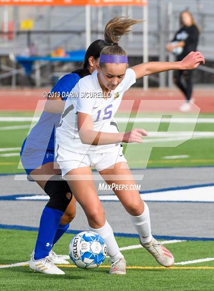 Thumbnail 3 in Queen Creek vs Chandler (Coyote Classic Tournament) photogallery.