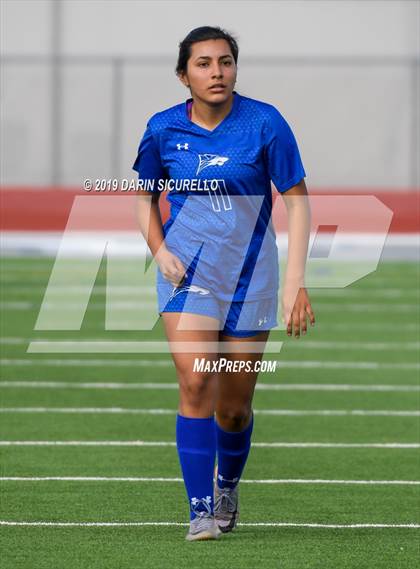 Thumbnail 2 in Queen Creek vs Chandler (Coyote Classic Tournament) photogallery.