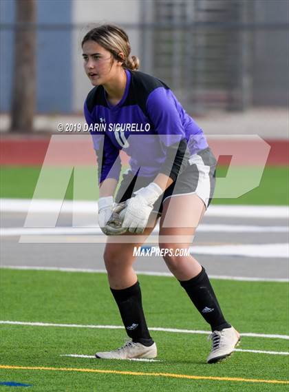 Thumbnail 3 in Queen Creek vs Chandler (Coyote Classic Tournament) photogallery.