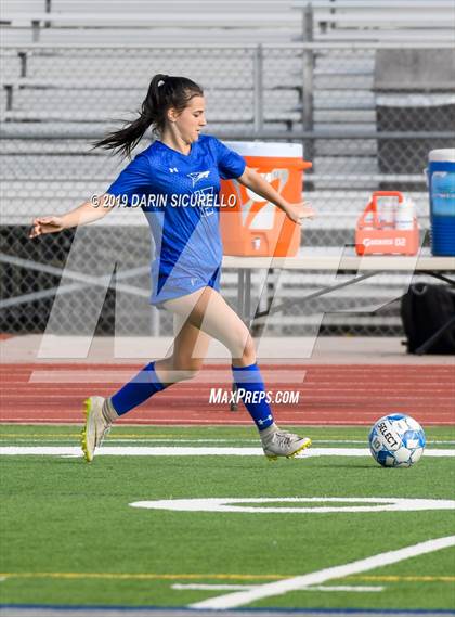 Thumbnail 1 in Queen Creek vs Chandler (Coyote Classic Tournament) photogallery.