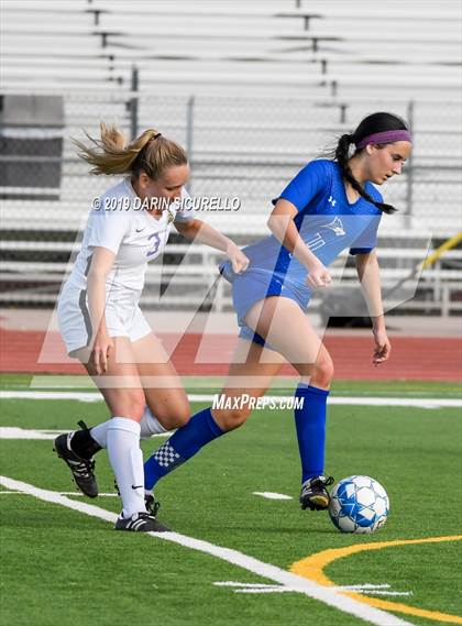 Thumbnail 3 in Queen Creek vs Chandler (Coyote Classic Tournament) photogallery.