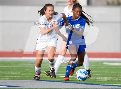 Thumbnail 1 in Queen Creek vs Chandler (Coyote Classic Tournament) photogallery.