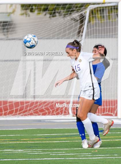 Thumbnail 3 in Queen Creek vs Chandler (Coyote Classic Tournament) photogallery.