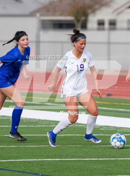 Thumbnail 1 in Queen Creek vs Chandler (Coyote Classic Tournament) photogallery.