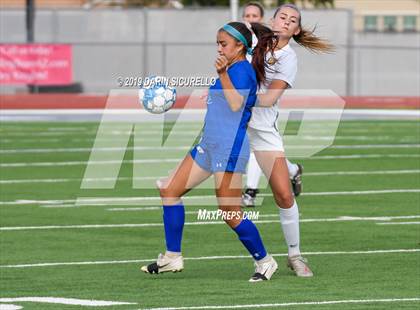 Thumbnail 1 in Queen Creek vs Chandler (Coyote Classic Tournament) photogallery.