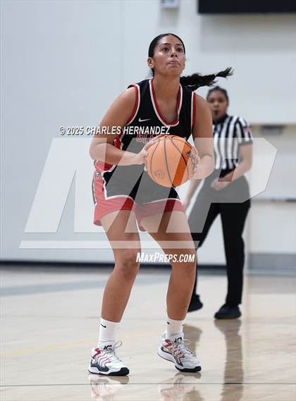 Thumbnail 3 in Glendora vs North (Mira Costa Classic) photogallery.