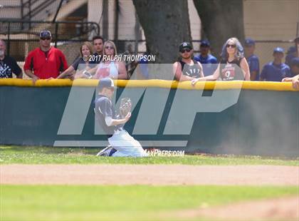Thumbnail 3 in Valley Christian vs. Venture Academy (CIF SJS D7 Final) photogallery.
