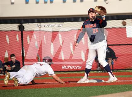 Thumbnail 1 in Walpole @ Boston College High (MIAA Division 1A First Round) photogallery.
